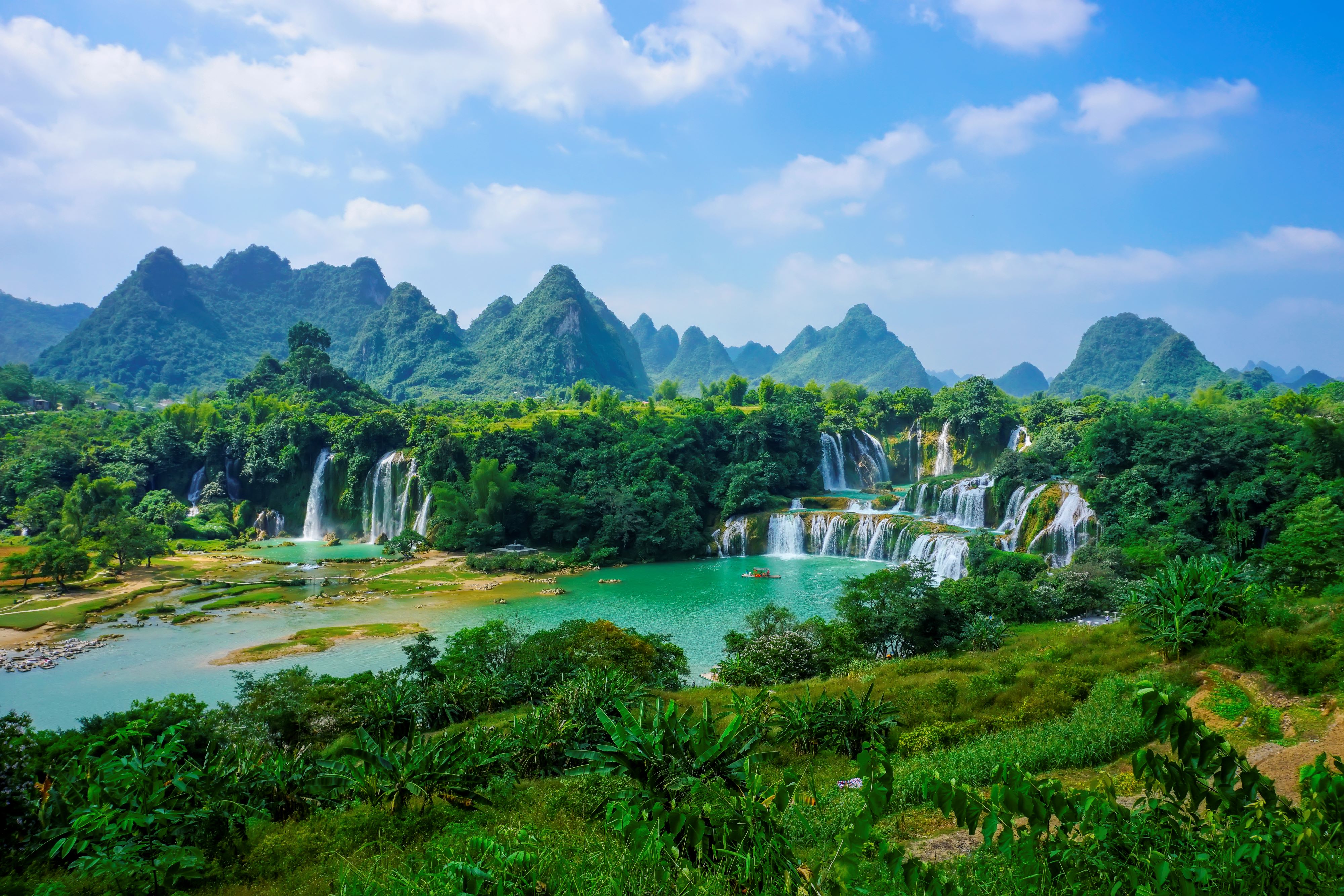 Bat Trang Village 1 Day Tour